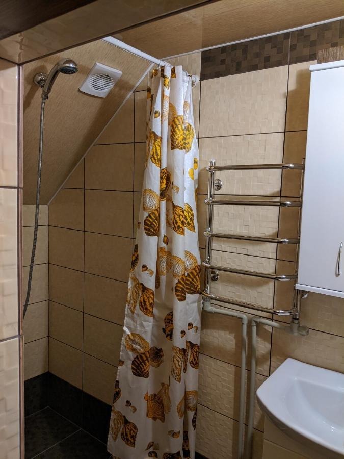 Gostynna Rodyna Hotel Izki Luaran gambar