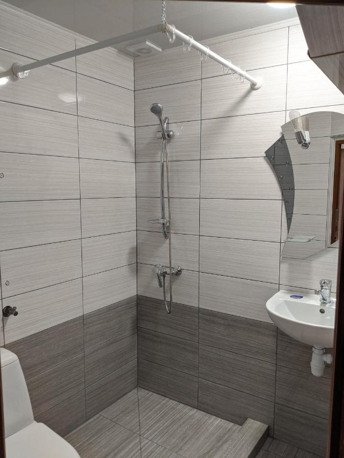 Gostynna Rodyna Hotel Izki Luaran gambar